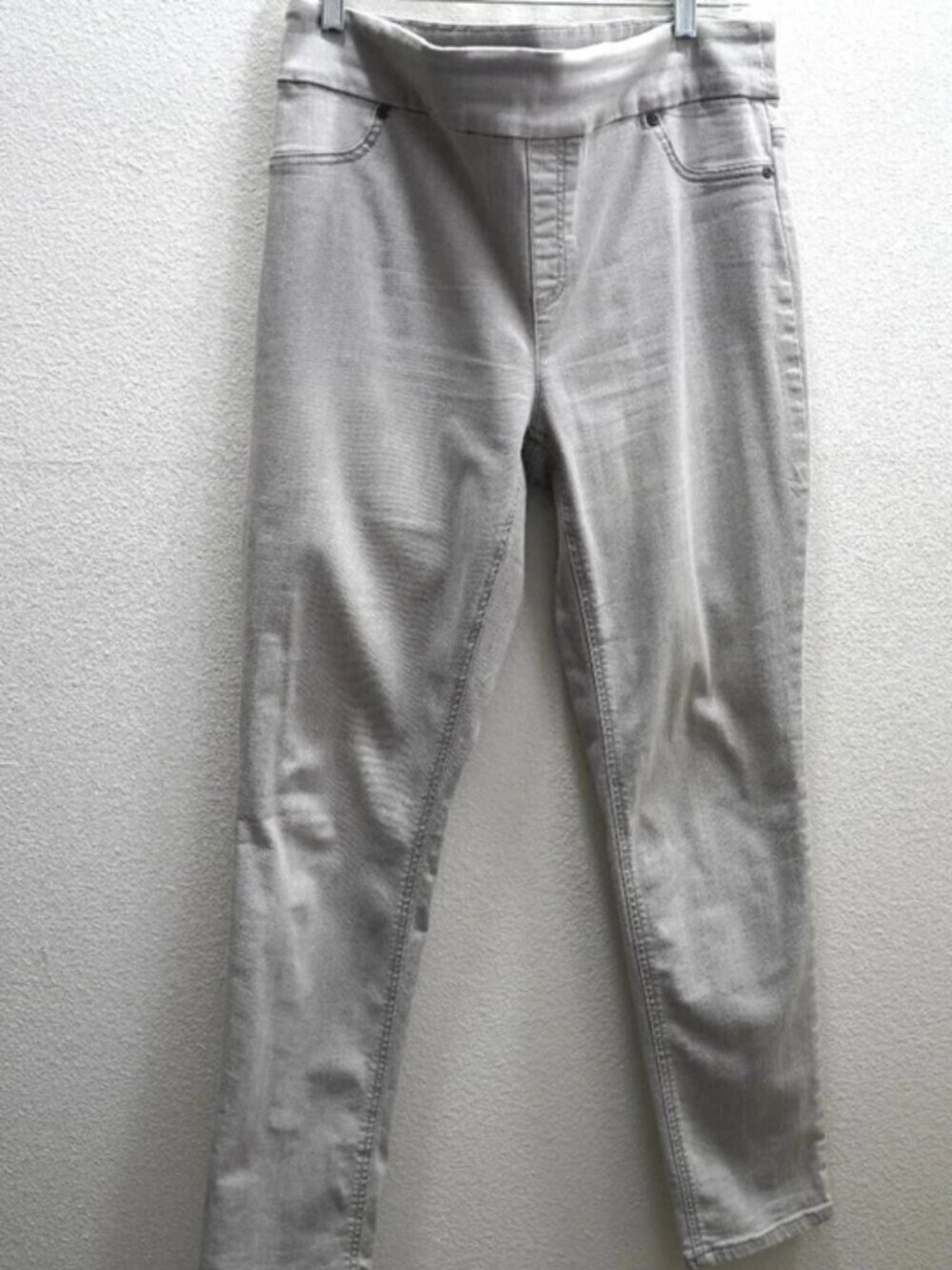 Chico's Perfect Stretch pull on jeans size 1.5